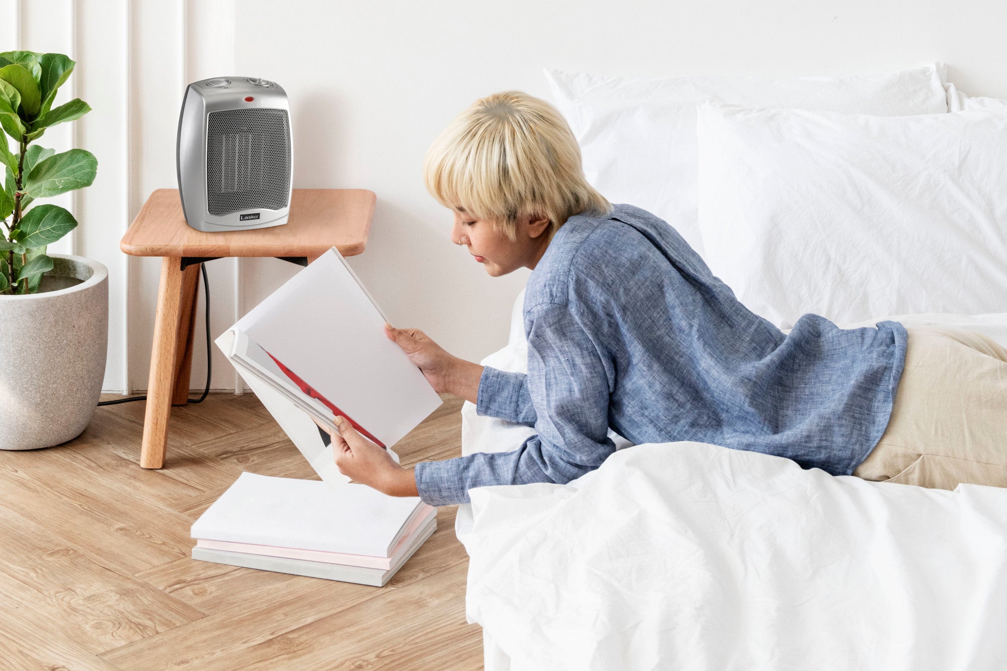 Lasko 9 Ceramic Space Heater: Overheat Protection. 2 Heat Settings. Thermostat. Silver - Image 11