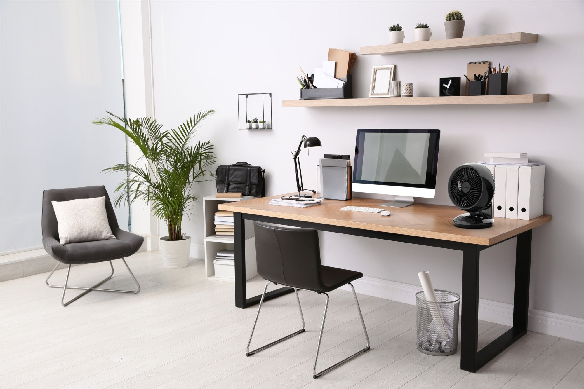 Lasko Whirlwind 7 Table Fan: Dual Oscillation. 3-Speed. Remote. Black - Image 12