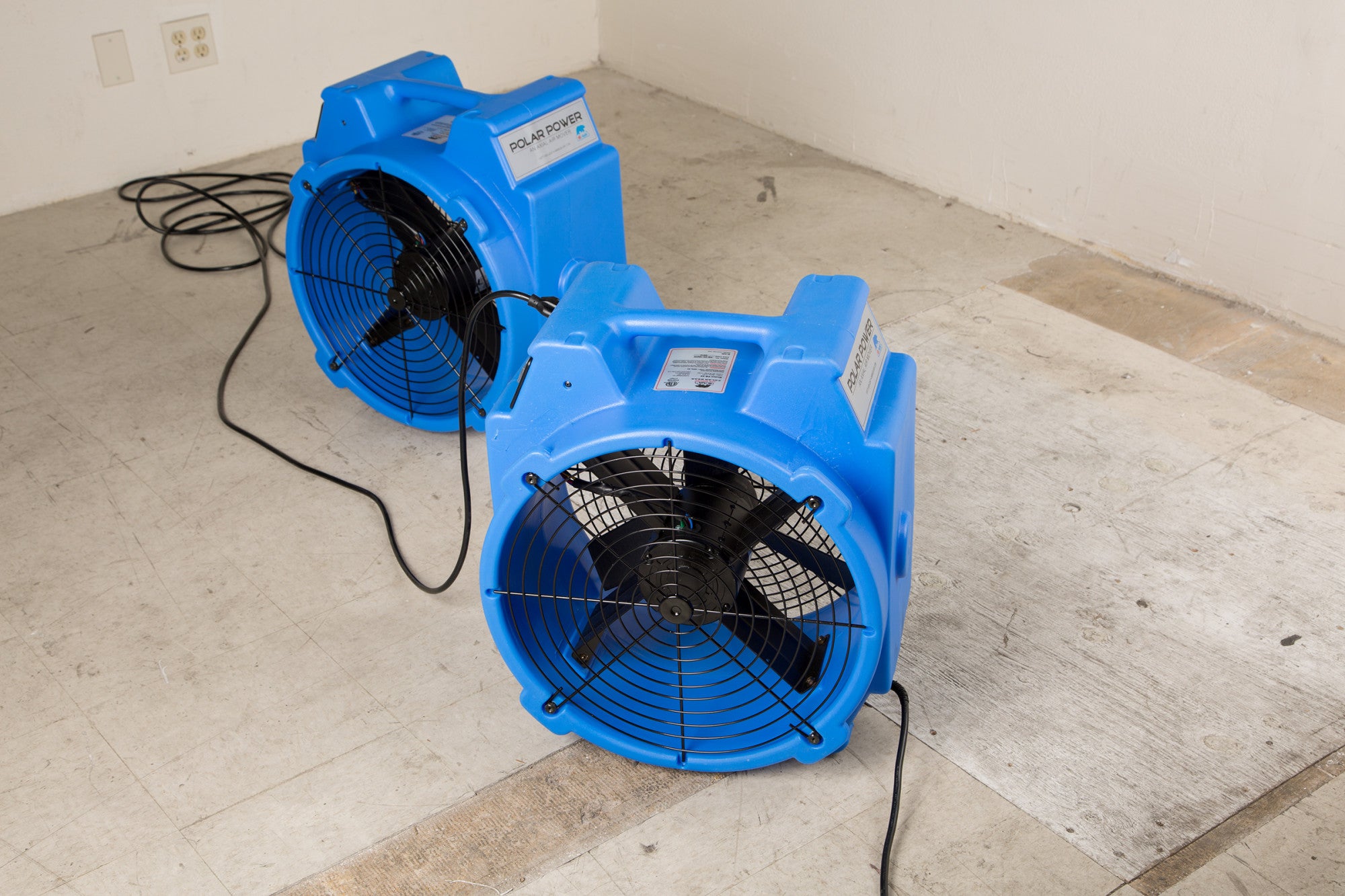 B-Air 1/4 HP Axial Air Mover & Blower Fan: 3300CFM. 2-speed. GFCI. 25' cord. blue - Image 3